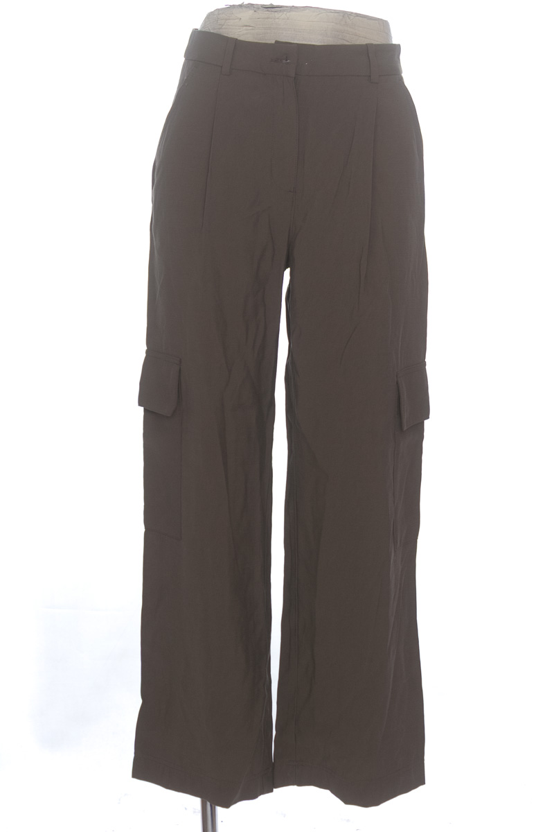 Pantalones color Verde - H&M