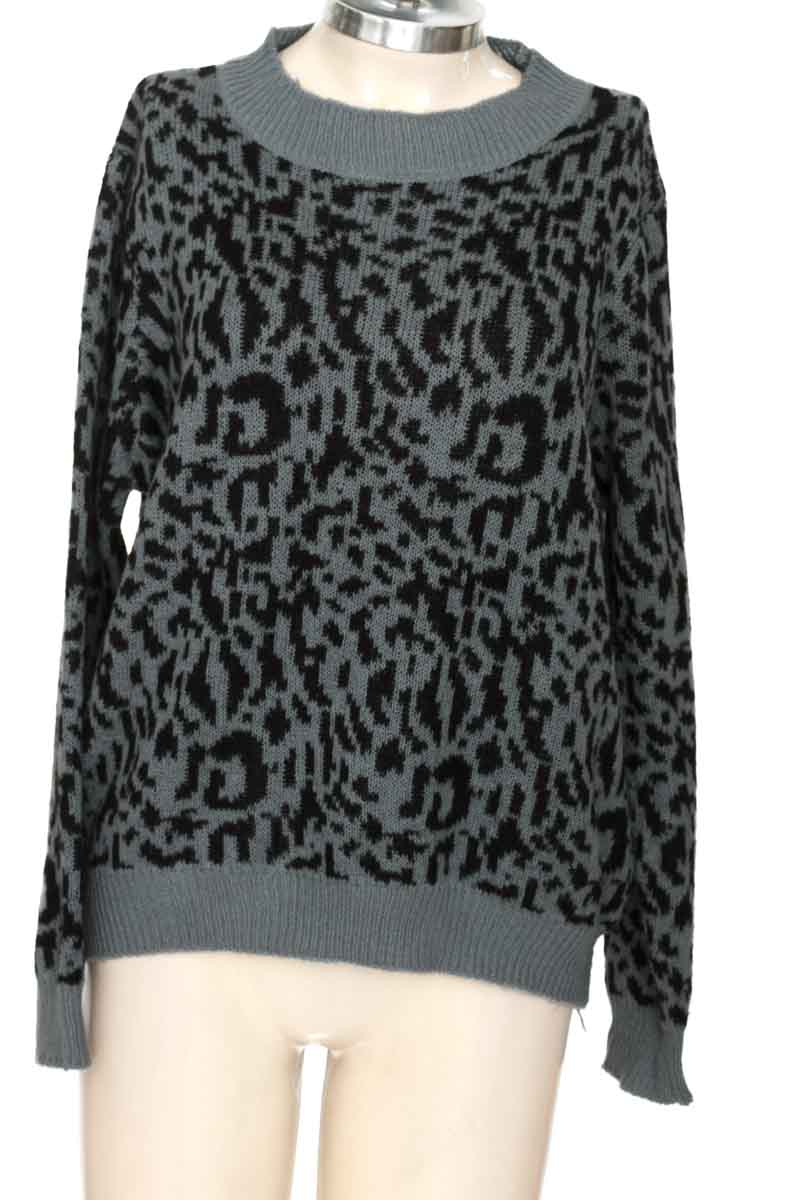 Sweater color Azul - Closeando