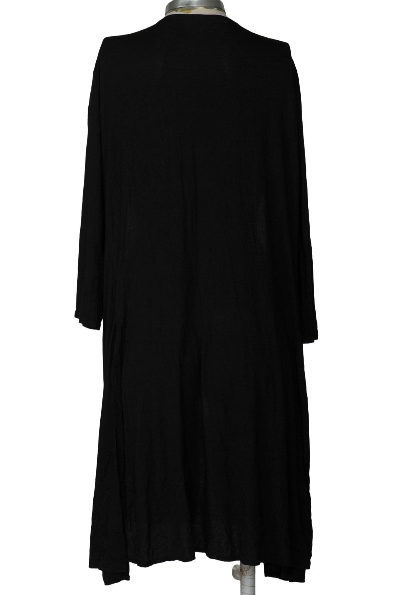 Blusa color Negro - Closeando