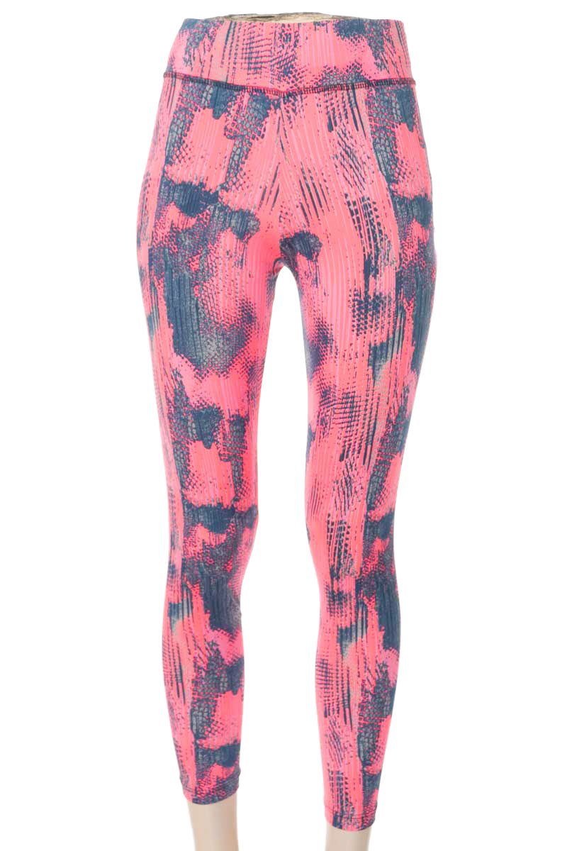 Ropa Deportiva / Salida de Baño color Estampado - Closeando