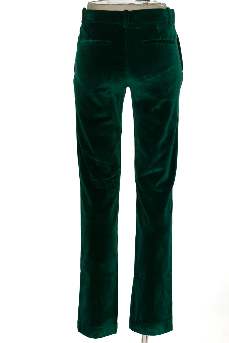 Pantalones color Verde - Zara