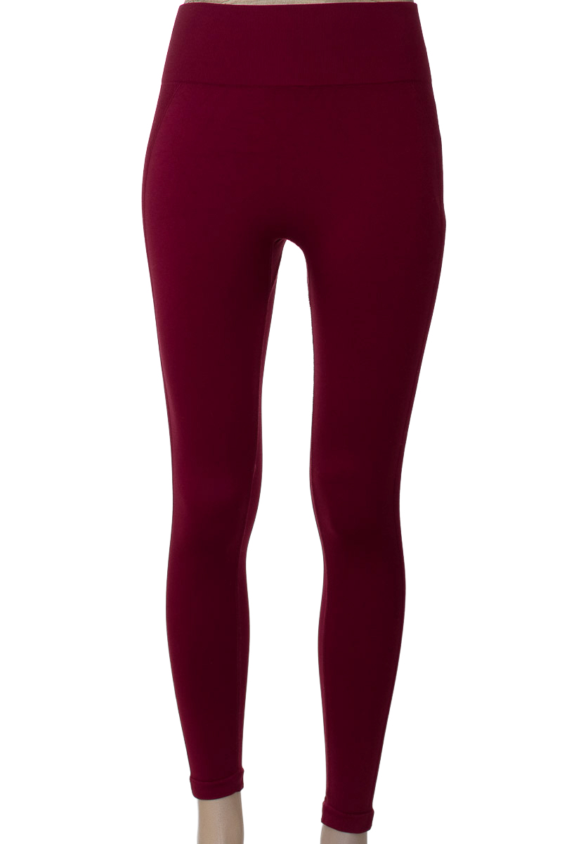 Ropa Deportiva / Salida de Baño color Vinotinto - Closeando