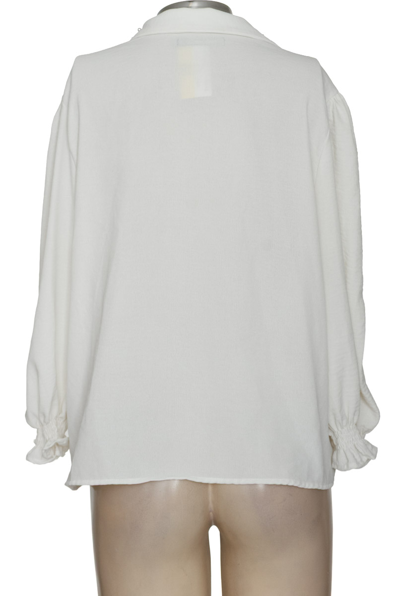 Blusa color Blanco - Basement