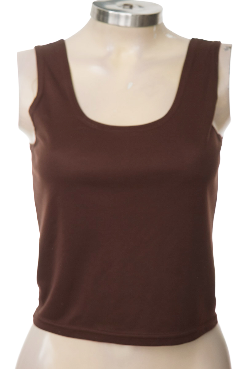 Top / Camiseta color Café - Closeando