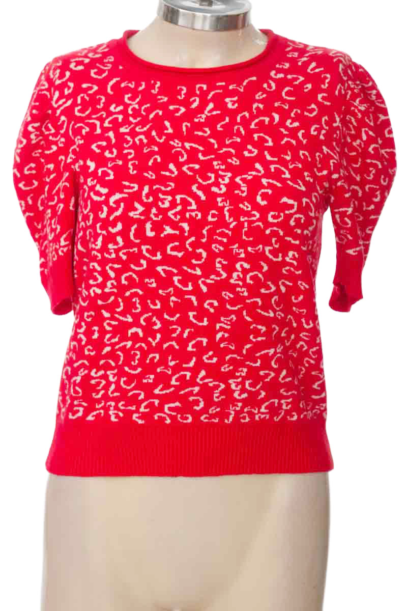 Sweater color Rojo - Closeando