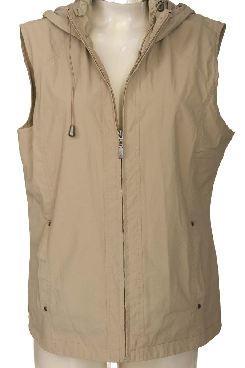 Chaqueta / Abrigo color Beige - Newboat