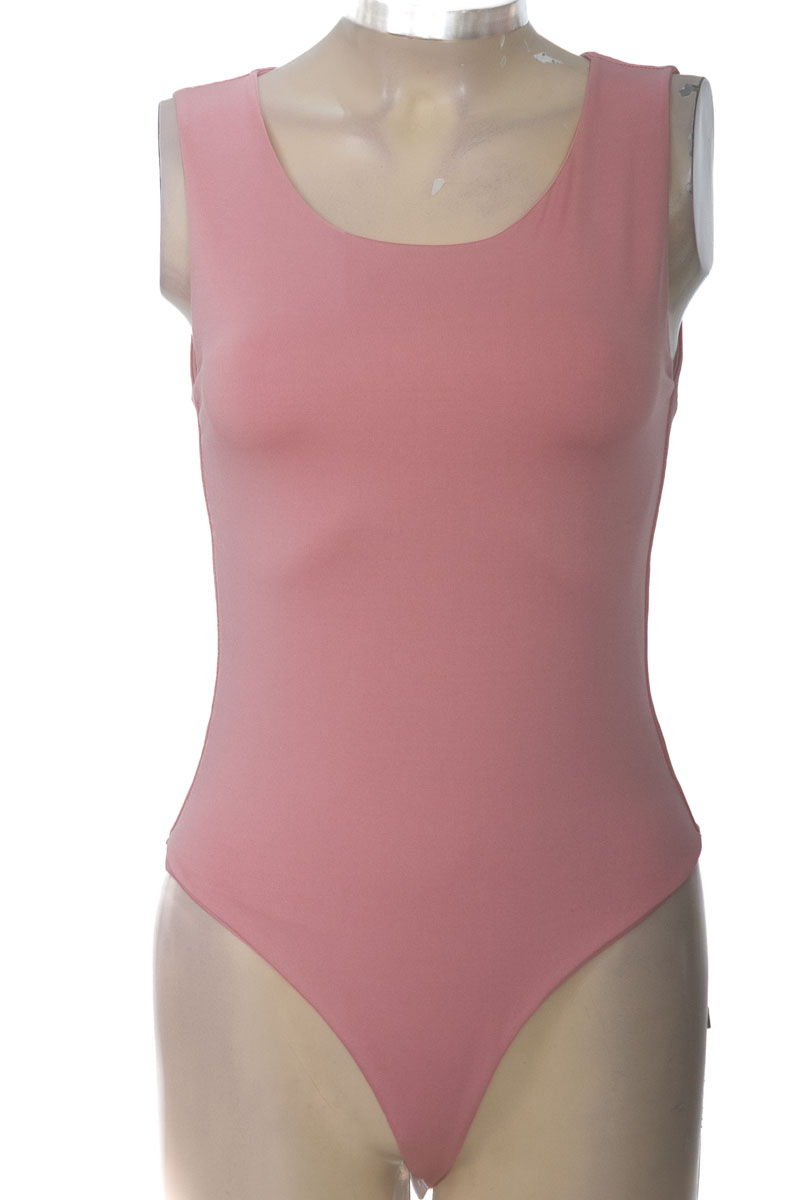 Top / Camiseta color Rosado - Closeando