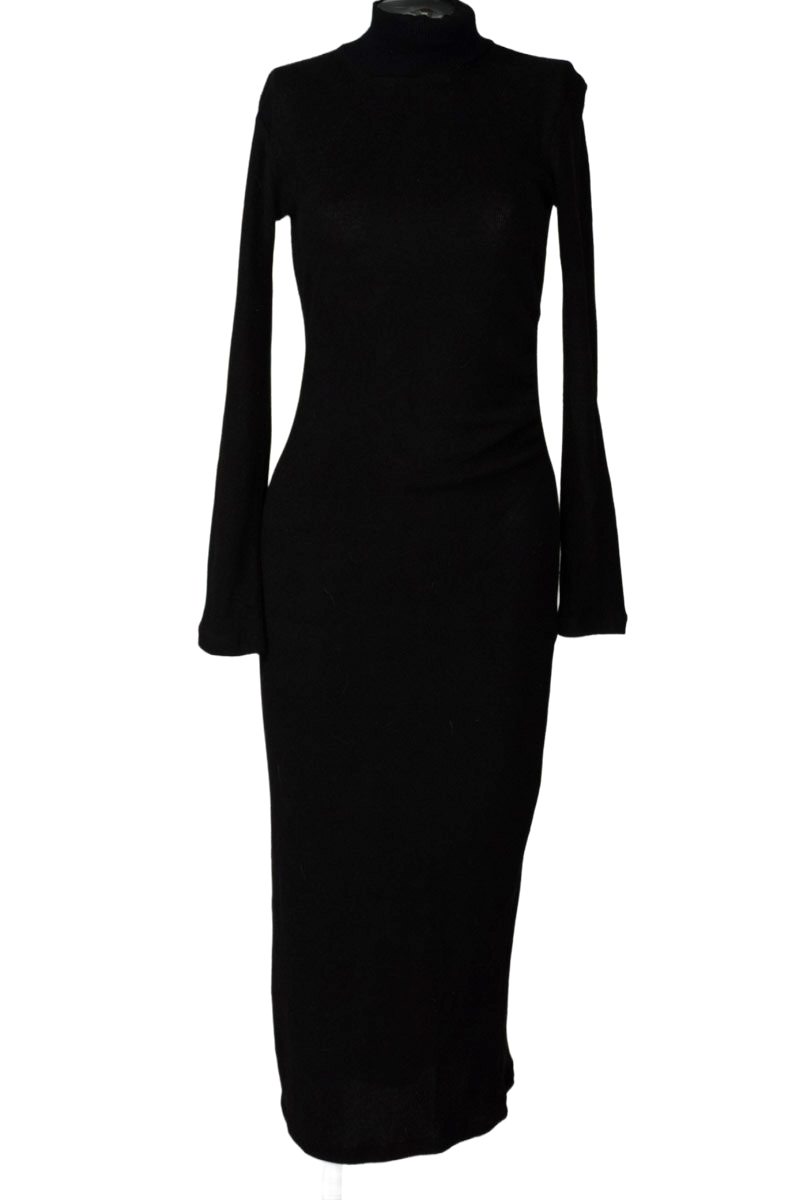 Vestido / Enterizo color Negro - Zara