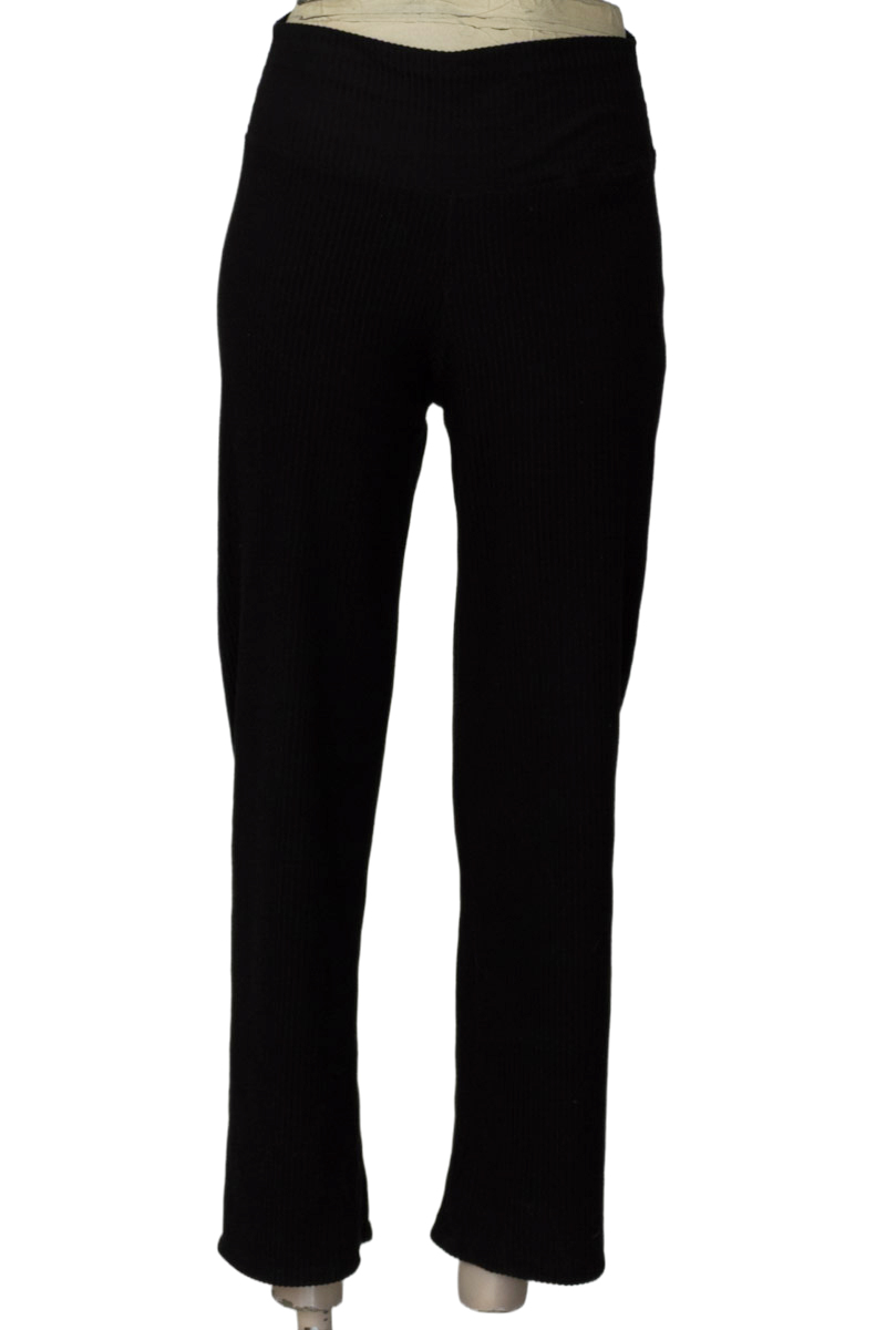 Pantalones color Negro - Closeando