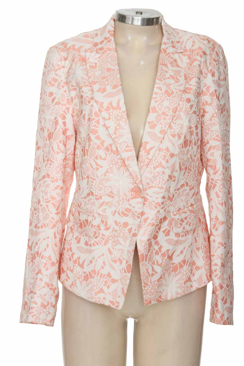 Chaqueta / Abrigo color Rosado - Countess
