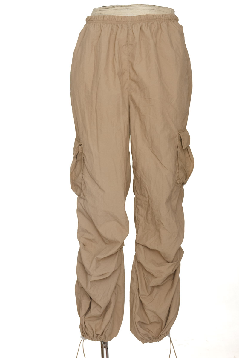 Pantalones color Beige - Closeando