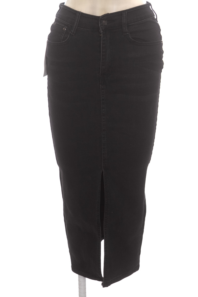 Falda color Negro - Forever 
