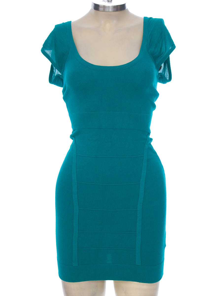 Vestido / Enterizo color Aguamarina - 2B Bebe | Closeando