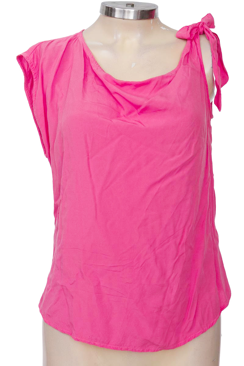 Top / Camiseta color Fucsia - RAGGED