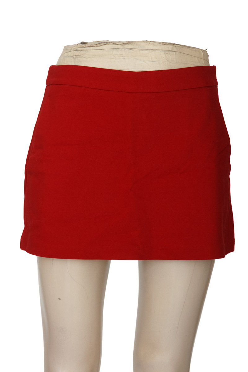 Short color Rojo - Zara