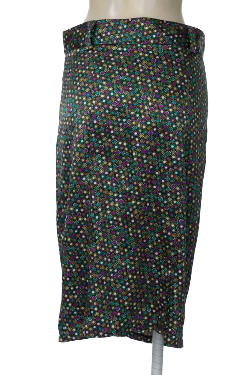 Falda color Estampado - Closeando