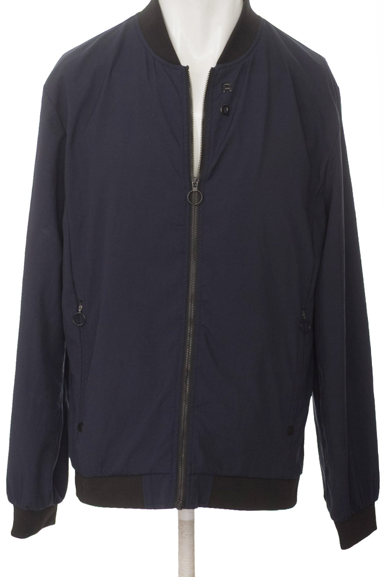 Chaqueta color Azul - Closeando