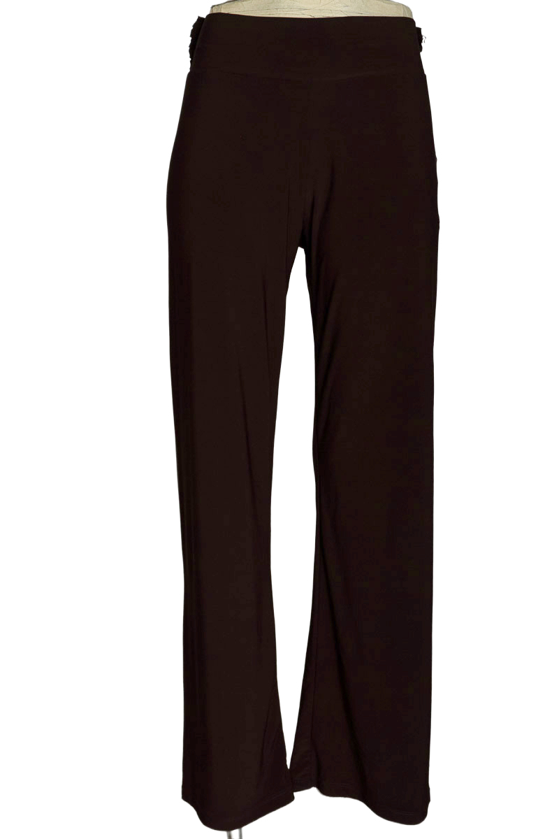 Pantalones color Café - Closeando