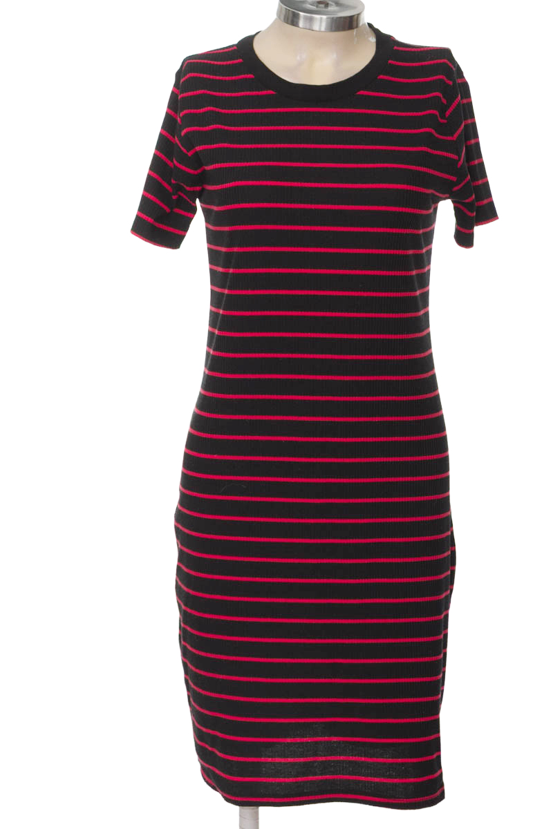 Vestido / Enterizo color Negro - Zara