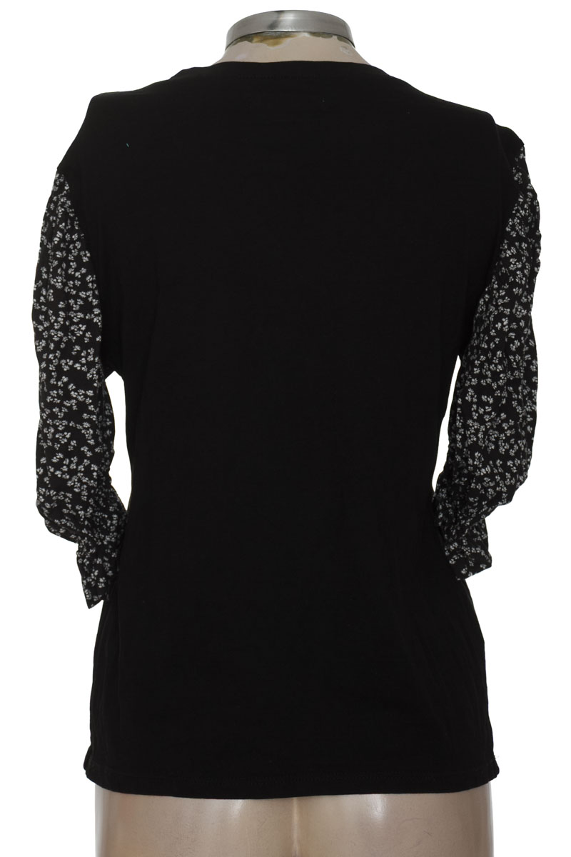 Top / Camiseta color Negro - Mamasanta