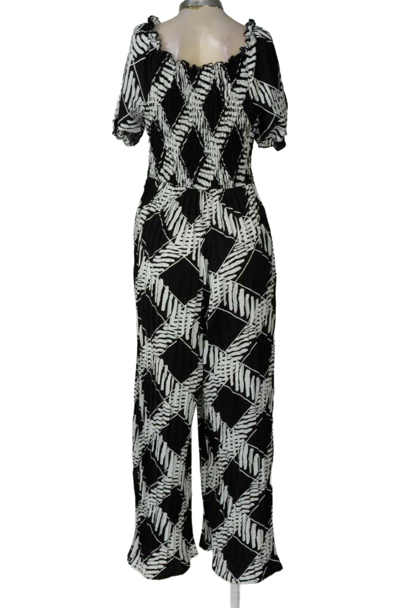 Vestido / Enterizo color Negro - Kindred