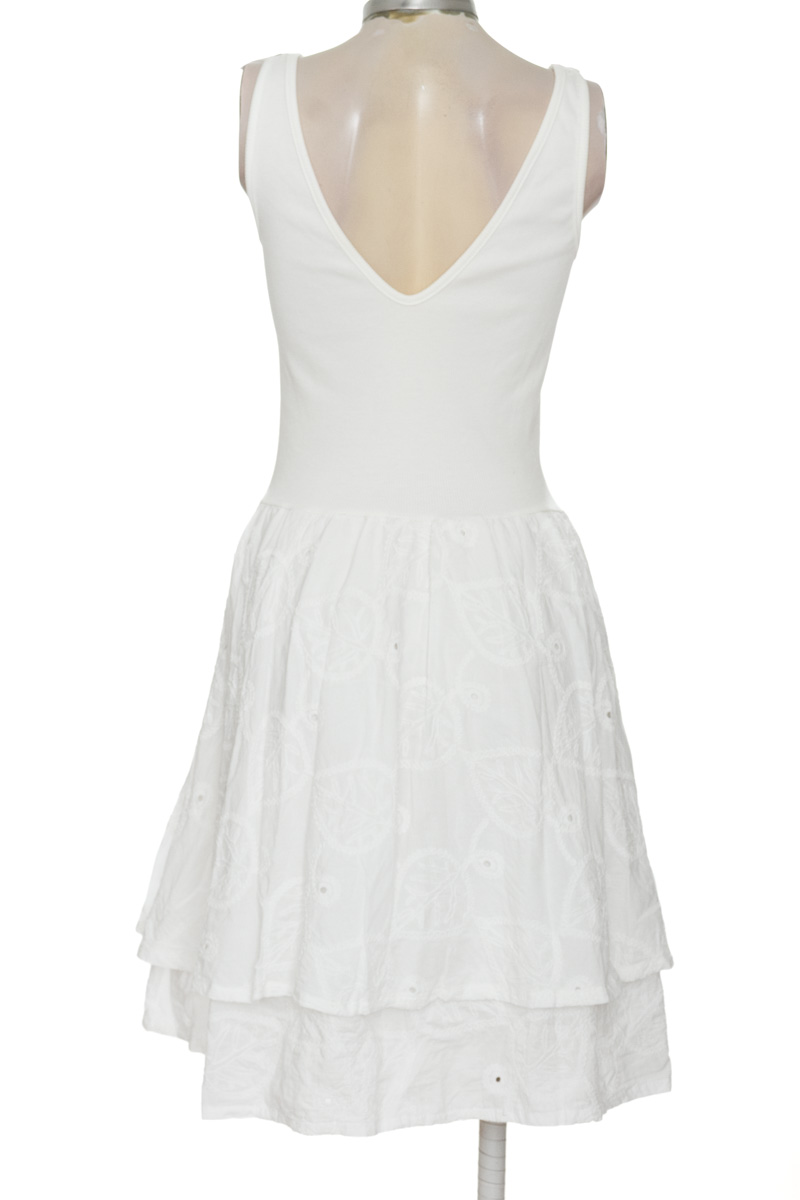 Vestido / Enterizo color Blanco - Closeando