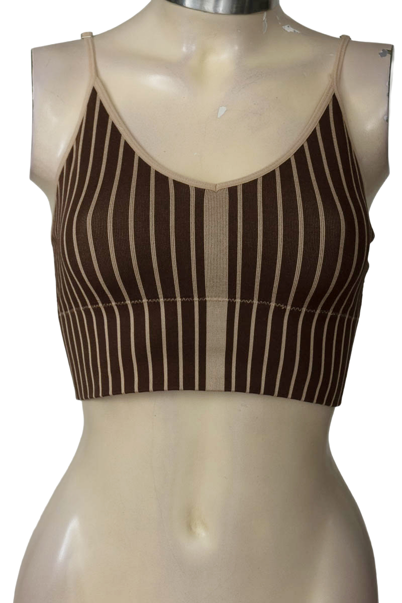 Top / Camiseta color Café - Closeando