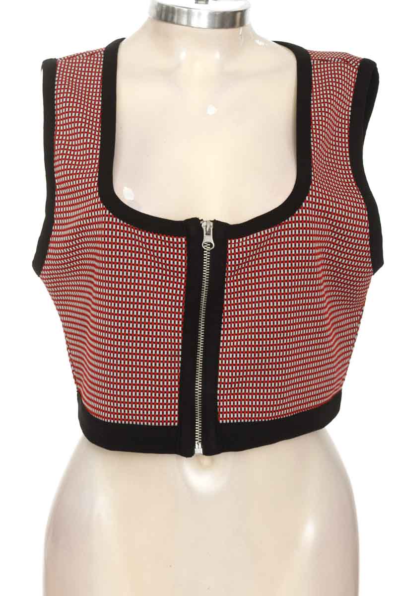 Top / Camiseta color Rojo - Zara