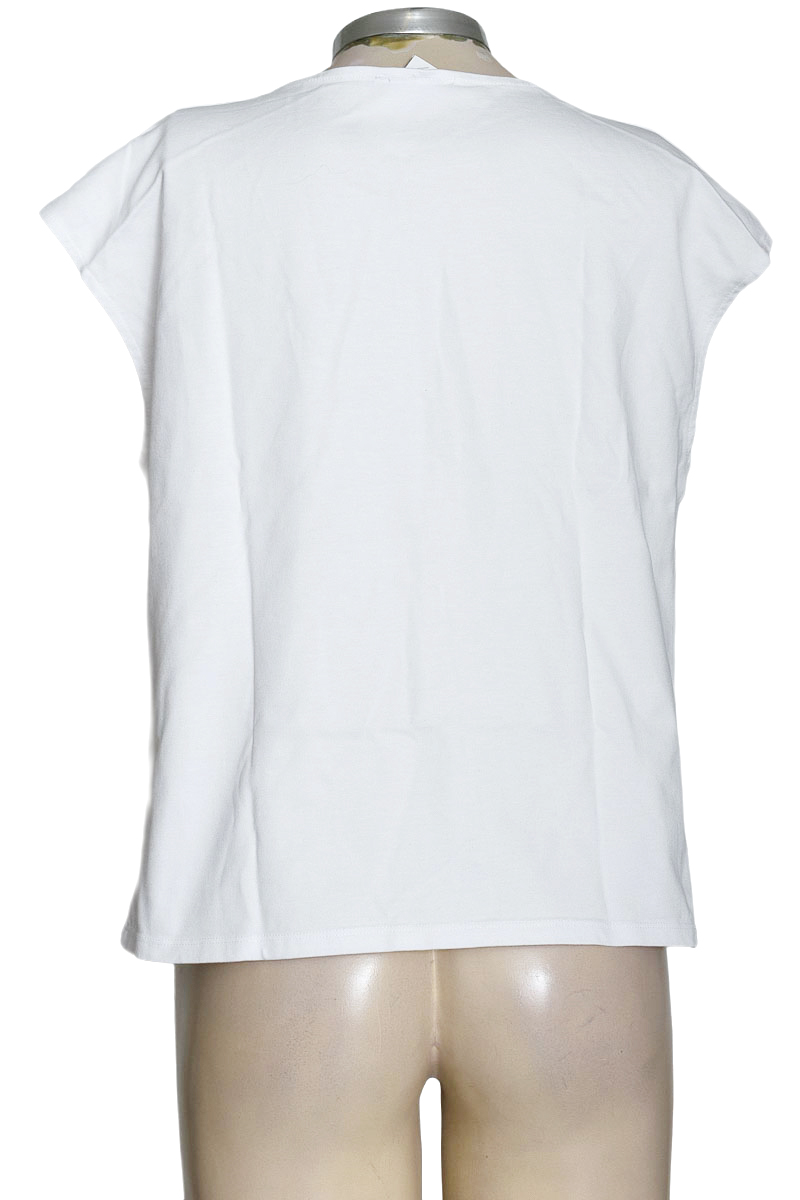 Top / Camiseta color Blanco - Zara