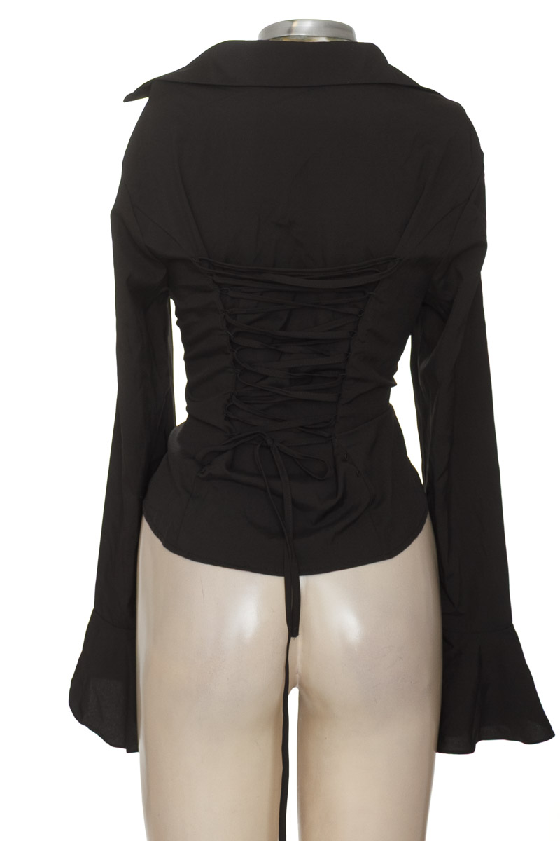 Blusa color Negro - Closeando
