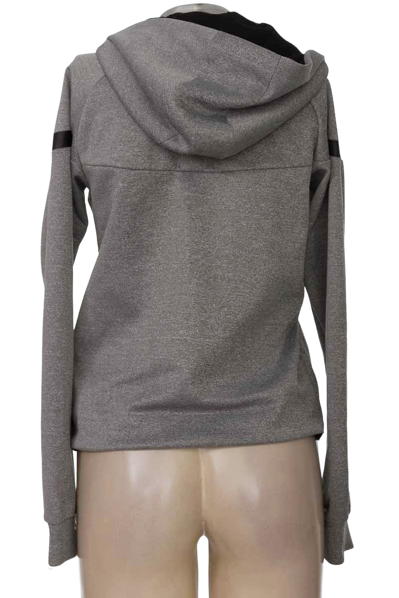 Ropa Deportiva / Salida de Baño color Gris - Bronzini