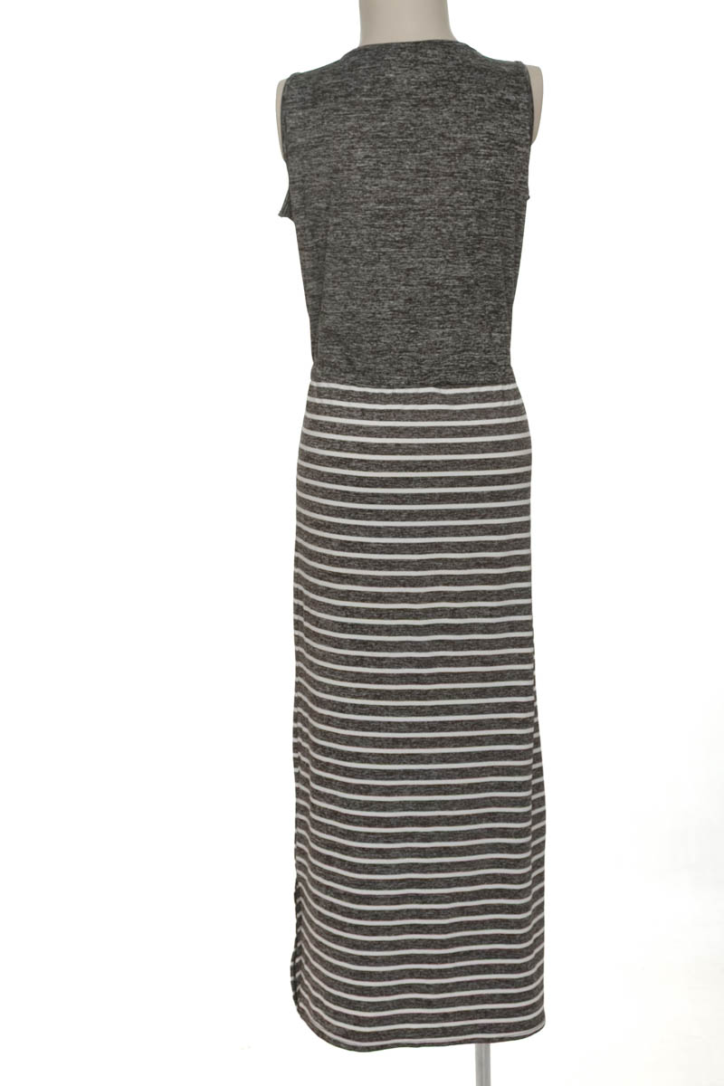 Vestido / Enterizo color Gris - Magic Fashion