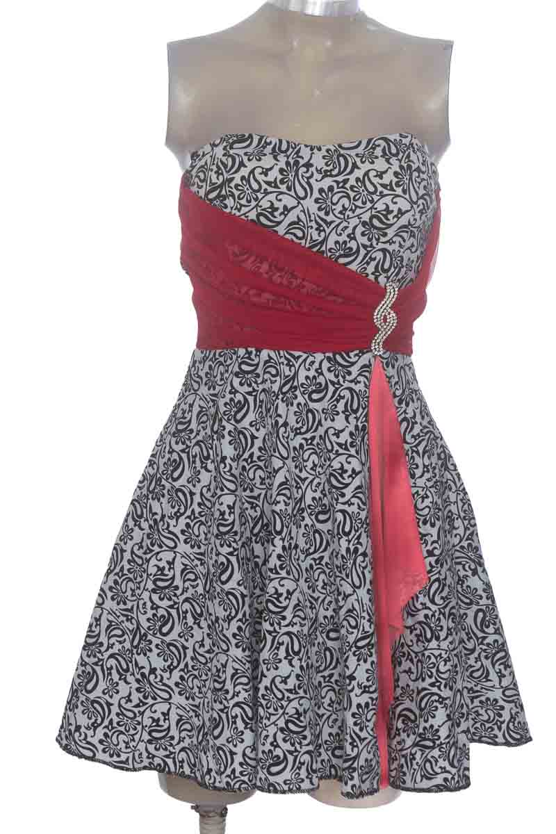 Vestido / Enterizo color Blanco - Forever 