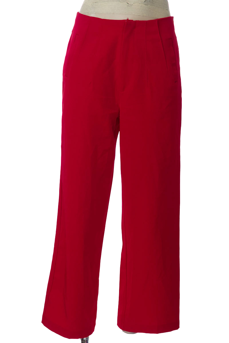 Pantalones color Rojo - Closeando
