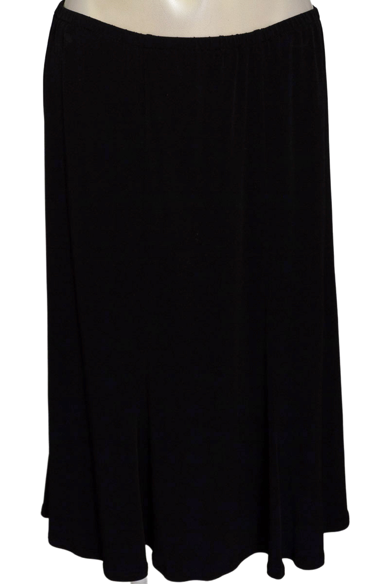 Falda color Negro - Closeando