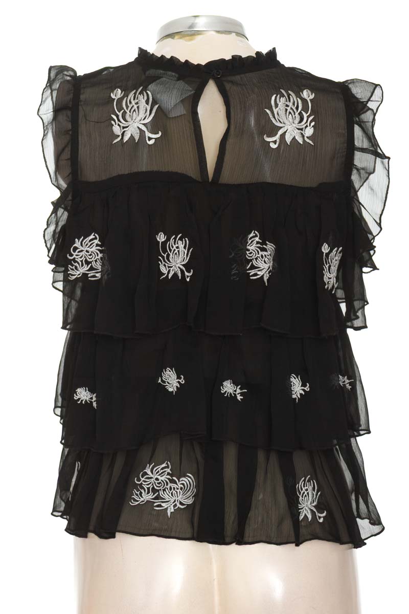 Blusa color Negro - Koaj