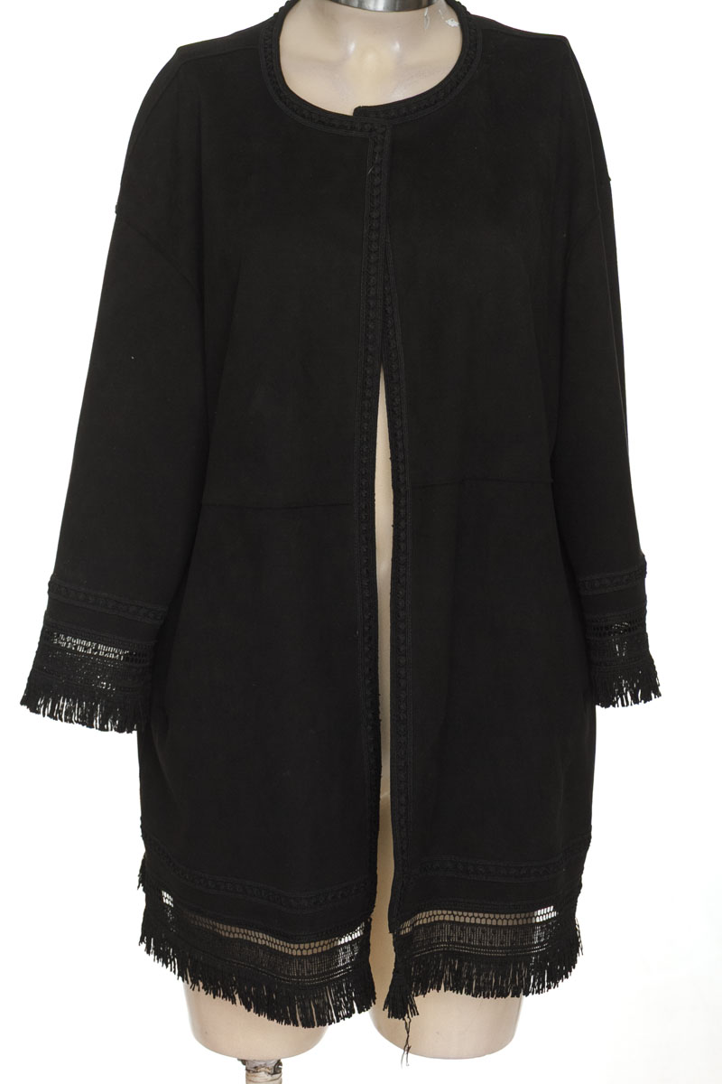 Chaqueta / Abrigo color Negro - Zara