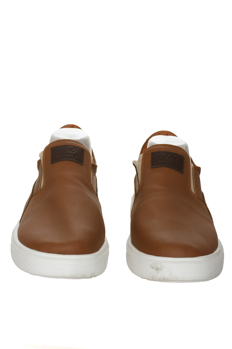 Zapato color Café - Closeando