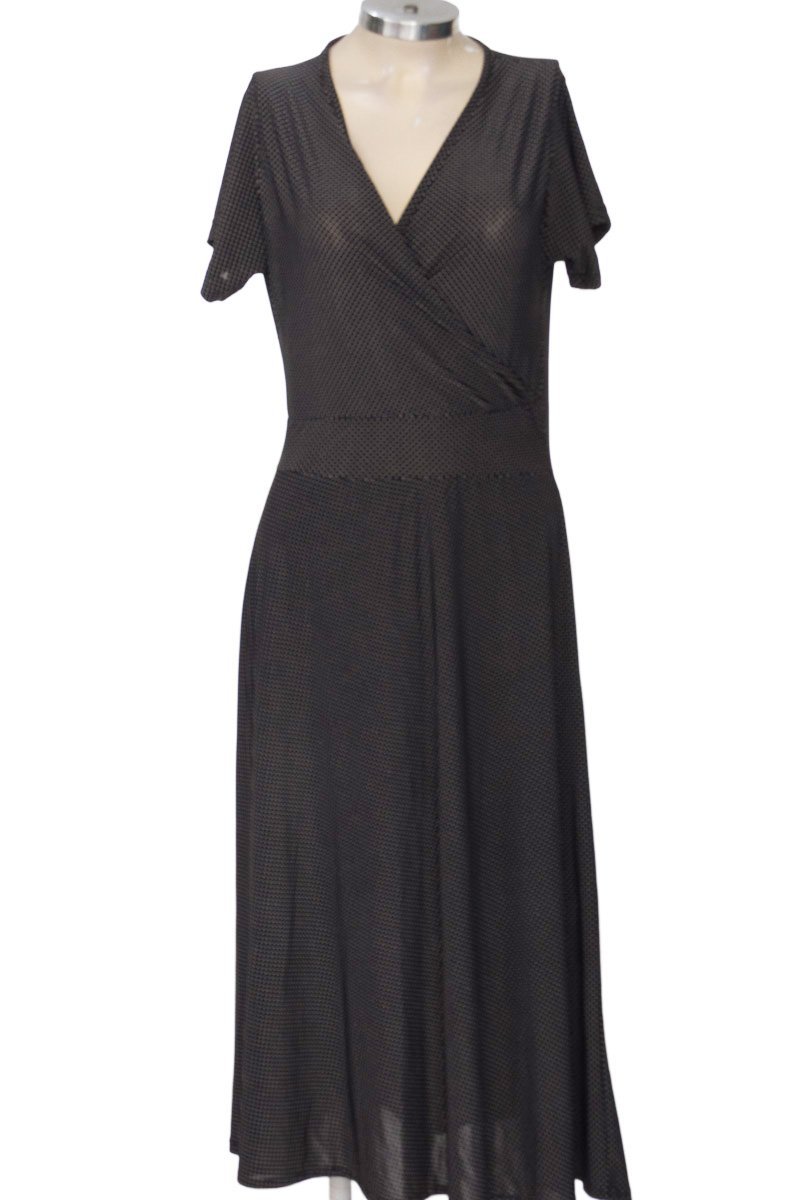 Vestido / Enterizo color Negro - Closeando