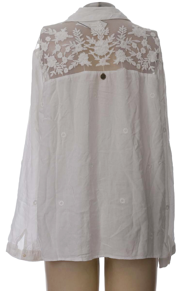 Blusa color Blanco - University Club
