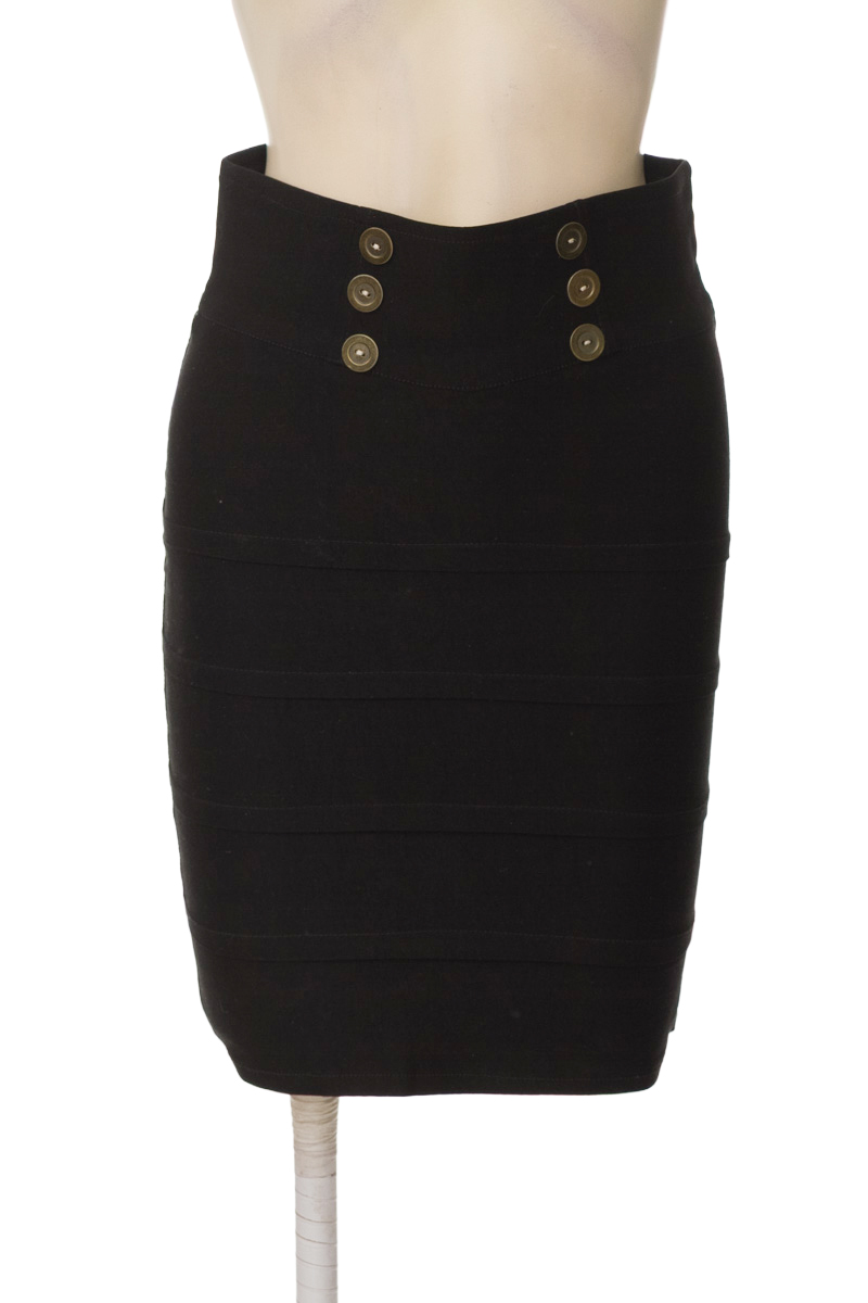 Falda color Negro - Closeando