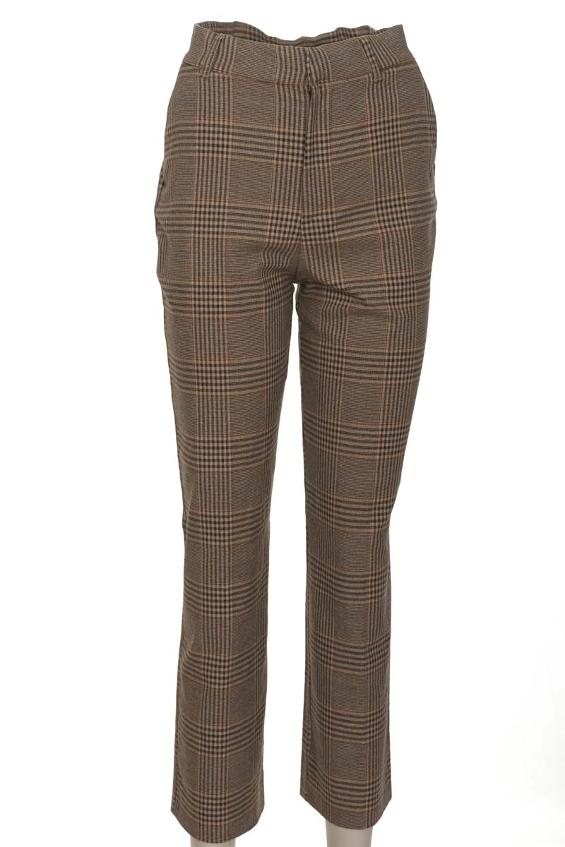 Pantalones color Café - Closeando