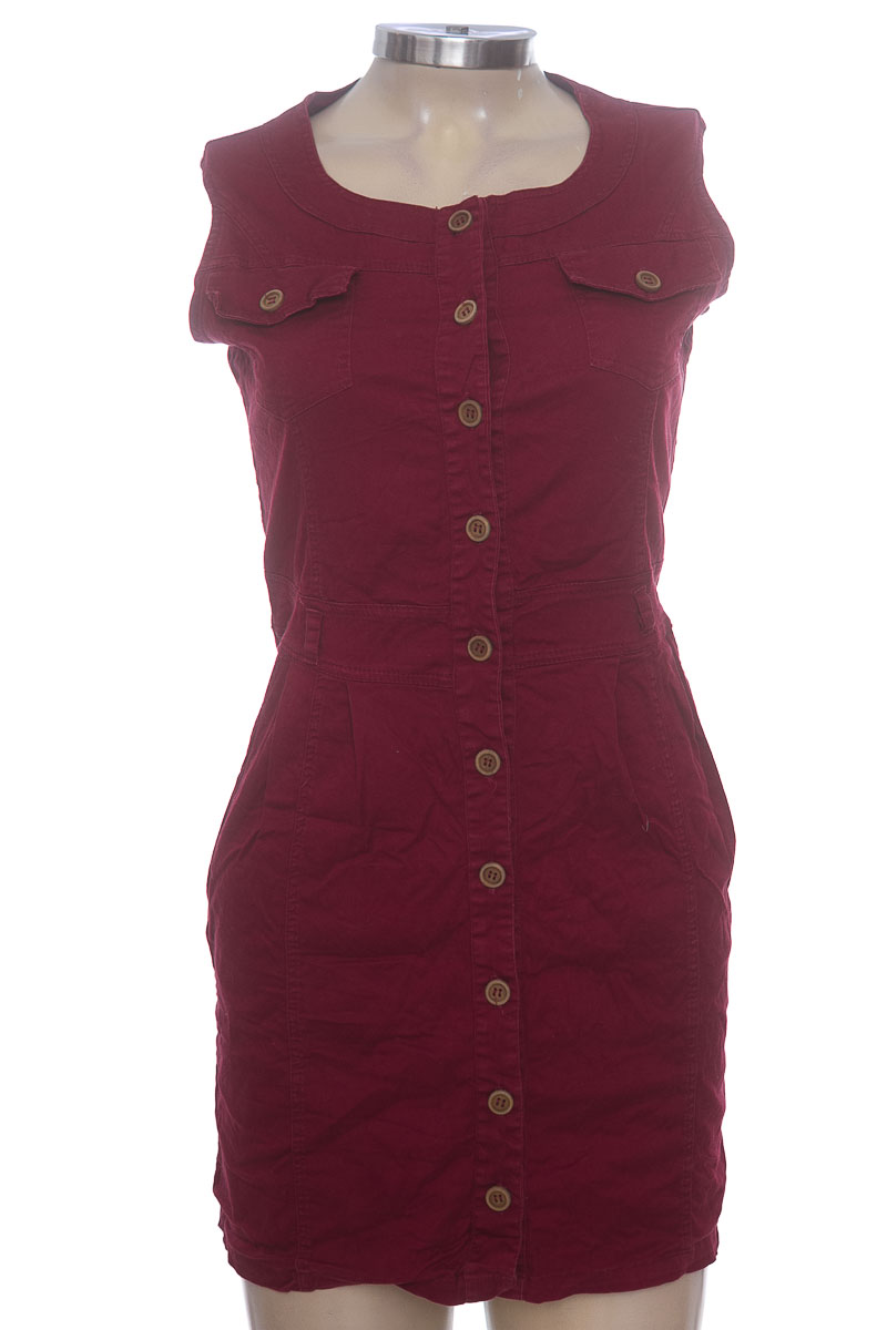 Vestido / Enterizo color Vinotinto - Desconectado
