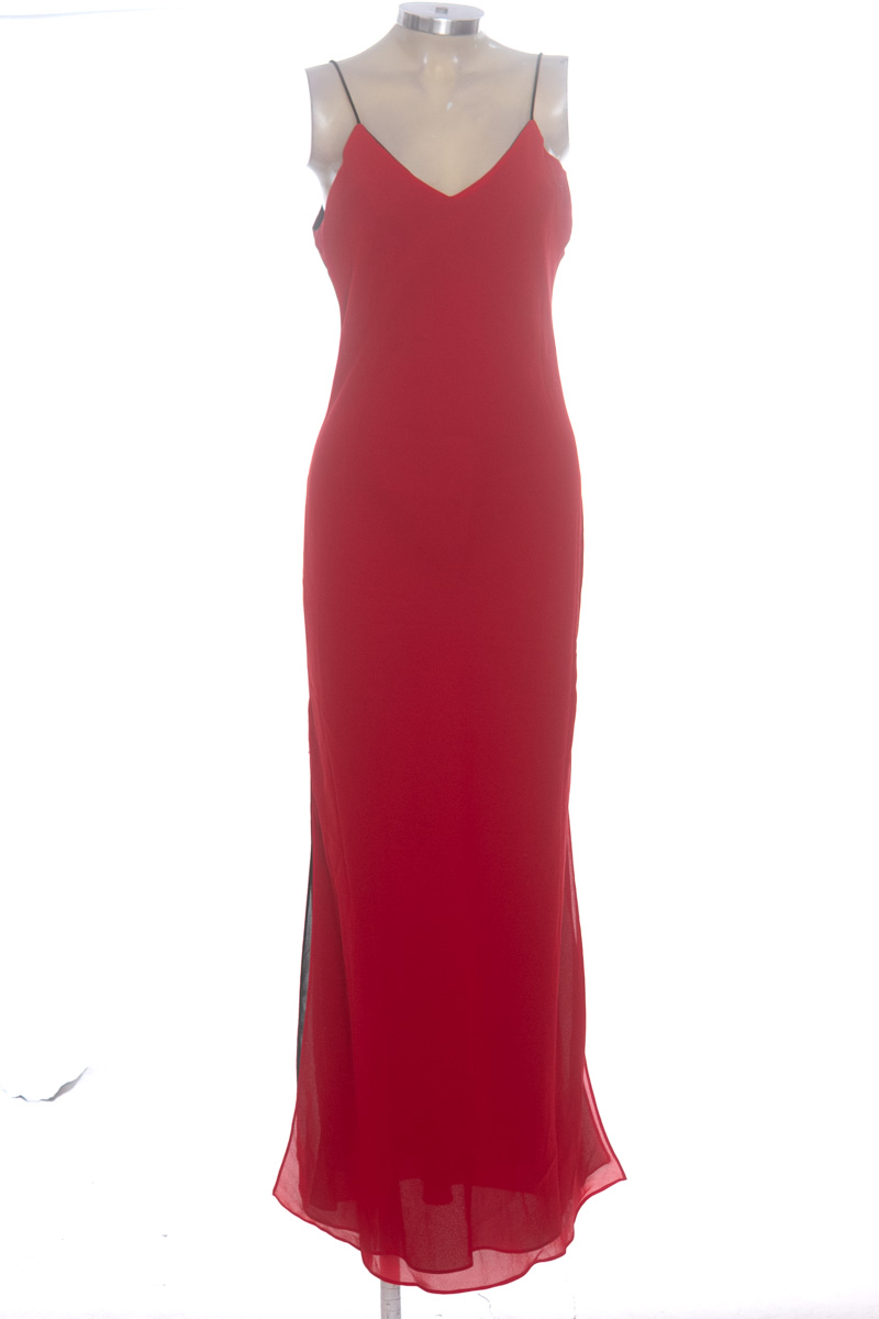 Vestido / Enterizo color Rojo - Closeando