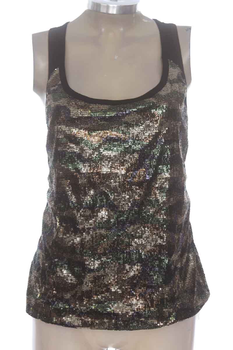 Top / Camiseta color Negro - Studio F