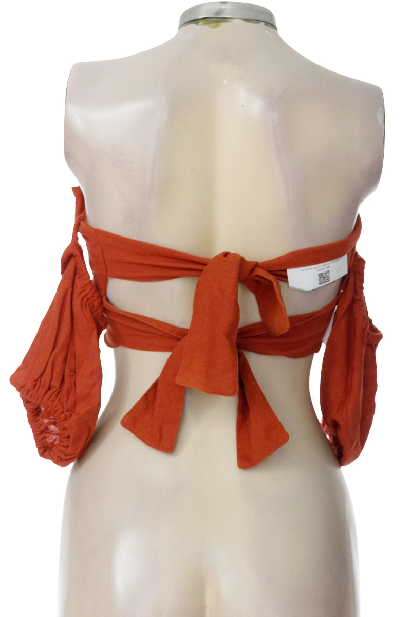 Top / Camiseta color Café - Taroa