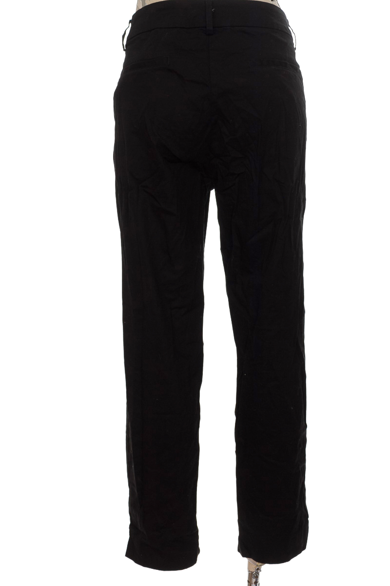Pantalones color Negro - Arkitect
