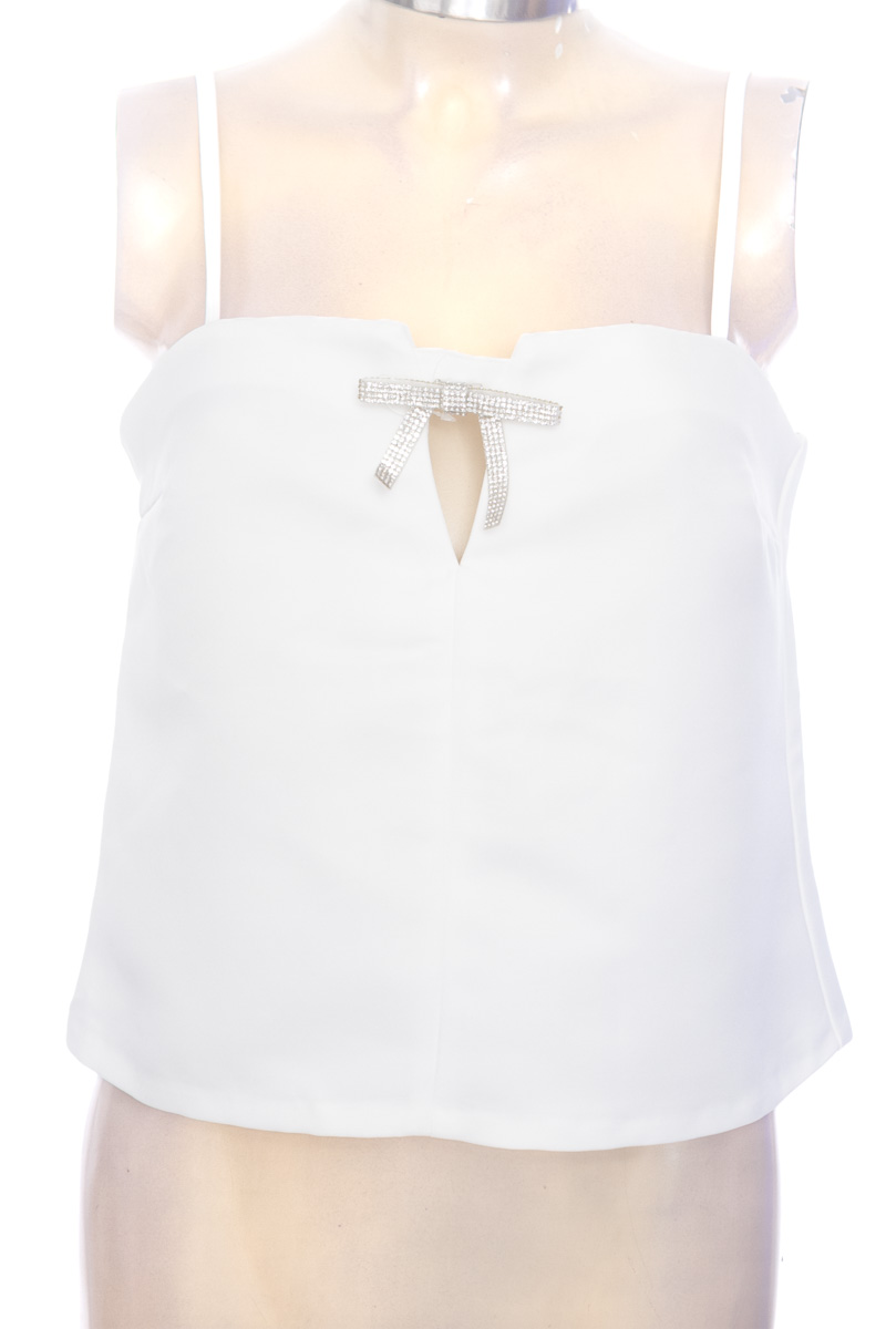 Top / Camiseta color Blanco - Divided by H&M
