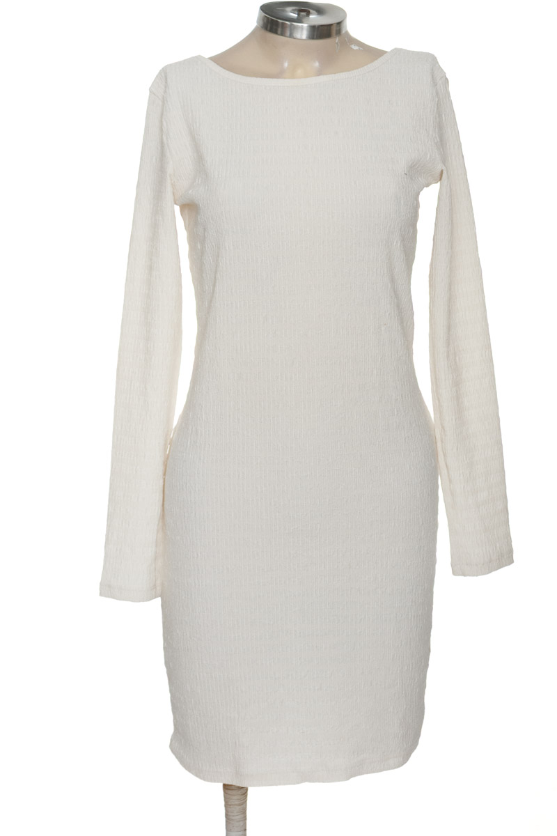 Vestido / Enterizo color Beige - Real Human