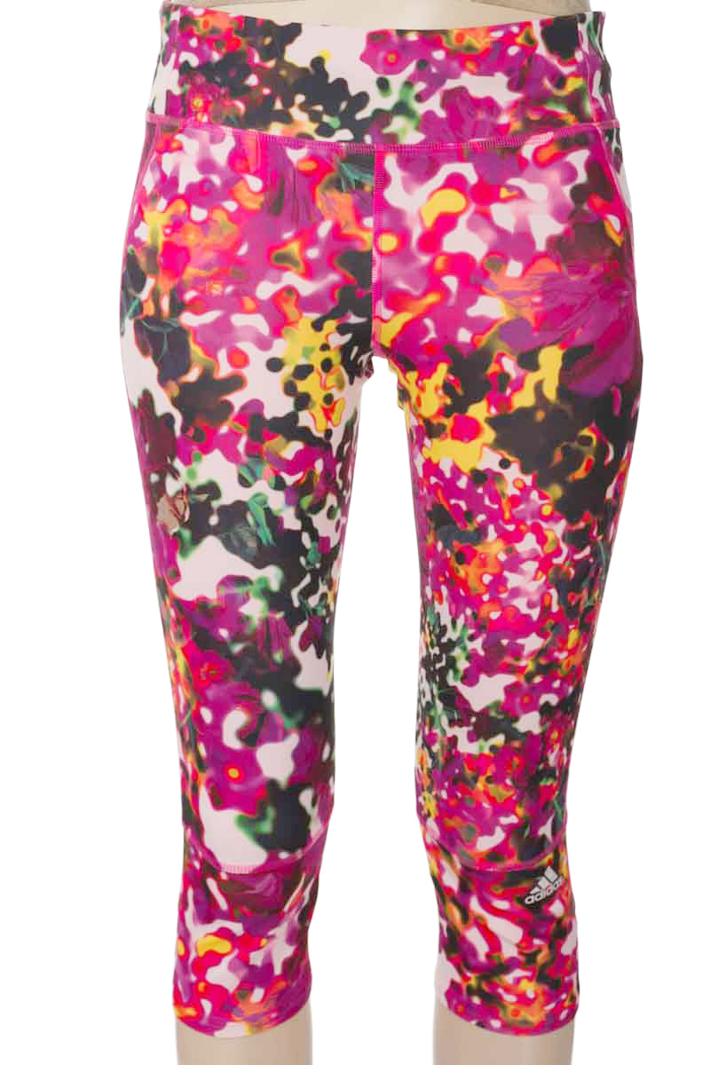 Ropa Deportiva / Salida de Baño color Fucsia - Adidas